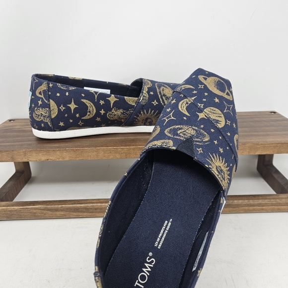 Tom's womens size 7.5 - Picture 2 of 5